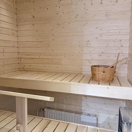 아파트 Nordic With Sauna Near Center 로바니에미